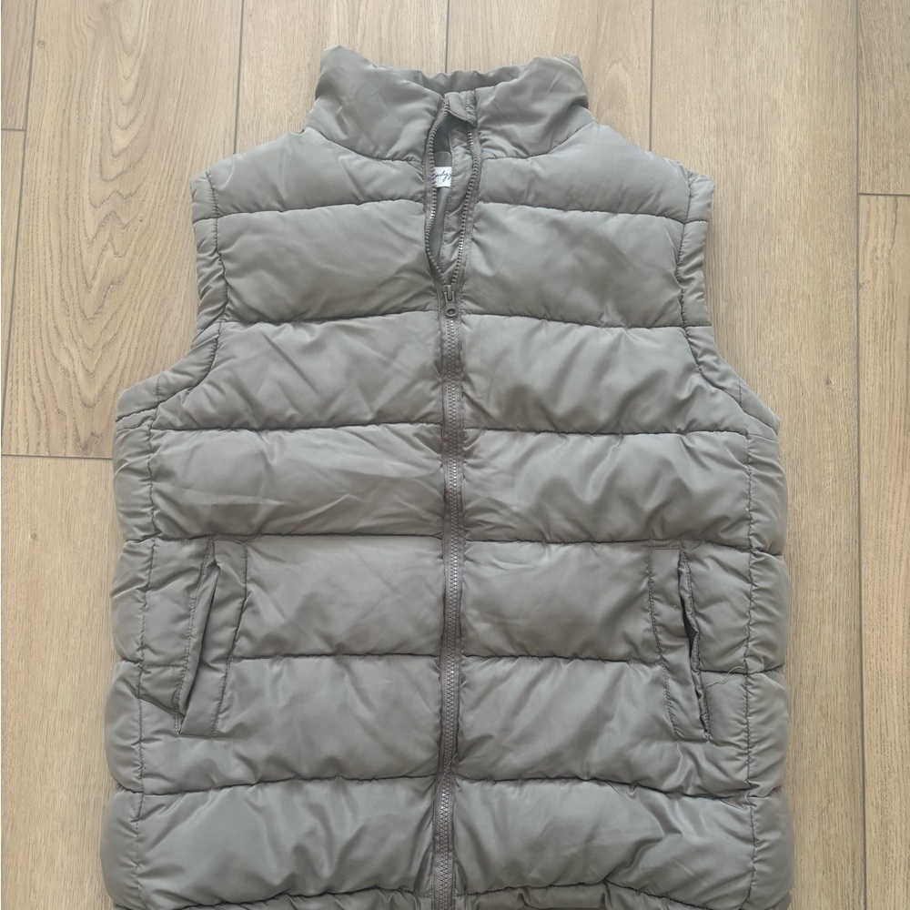 Carly Jean Los Angeles Puffer Vest